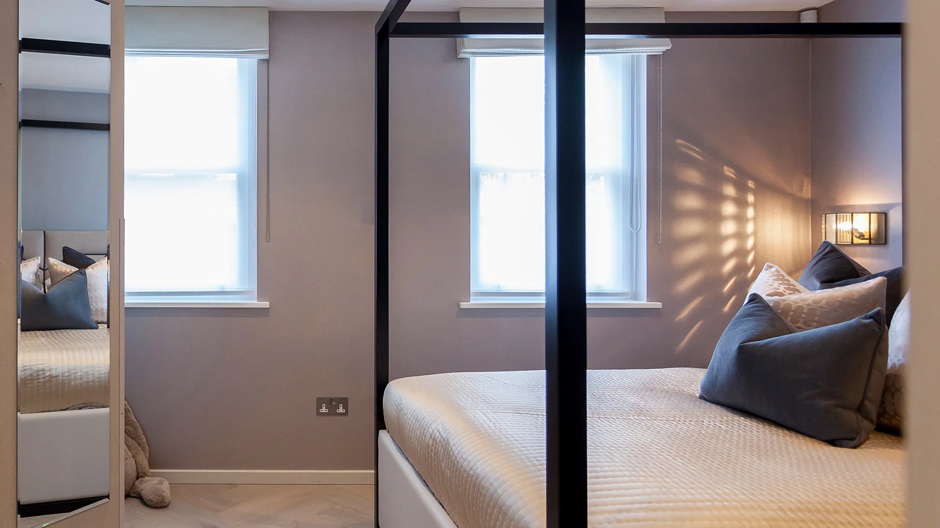 Minimal bedroom blinds with clean contemporary home interior design